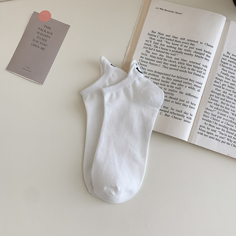 Women's Smiley Ankle Socks Thin Embroidery Ins Short Fashion Tight Socks