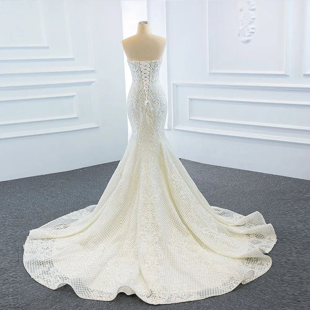 The Wedding Dress Wears Two Fishtail Tail Tube Tops, The Temperament Is Thin And Dreamy Nipaaj