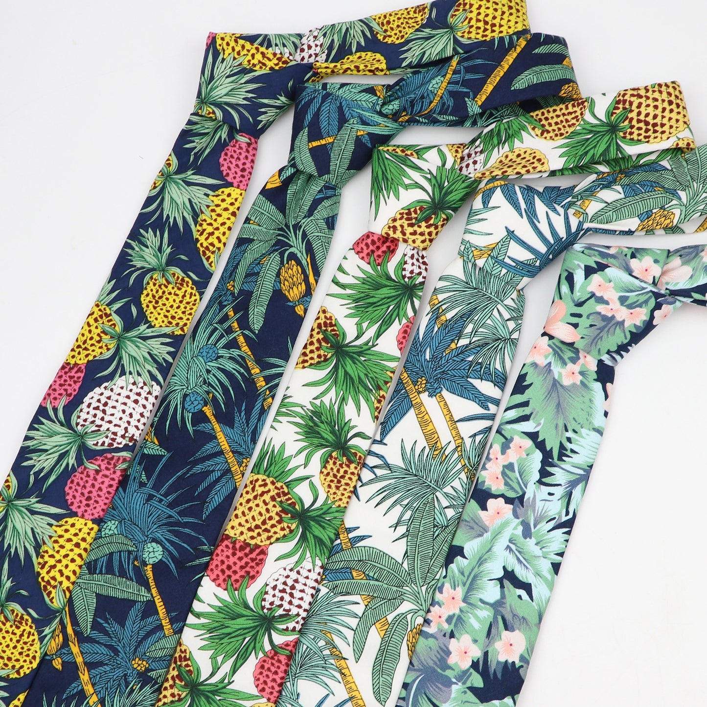 Korean Casual Men'S 7Cm Printed Tie, Pineapple Flower Tie, Cross-Border Source Manufacturer Wholesale