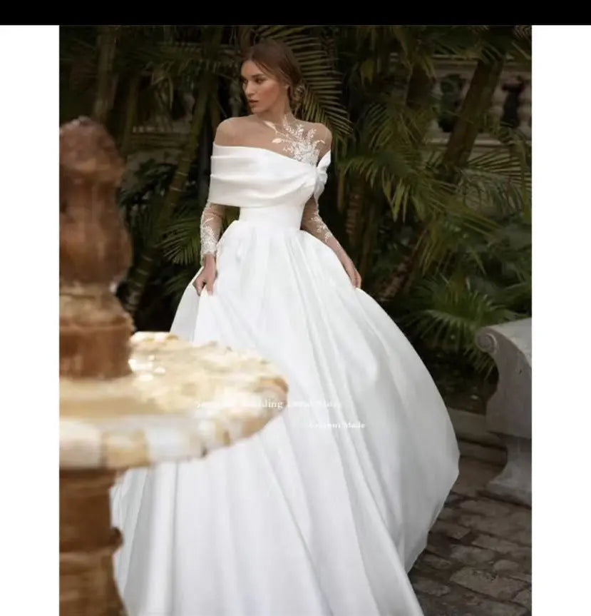 Raglan Sleeve Long Sleeve White Tutu Skirt Satin Wedding Dress Nipaaj