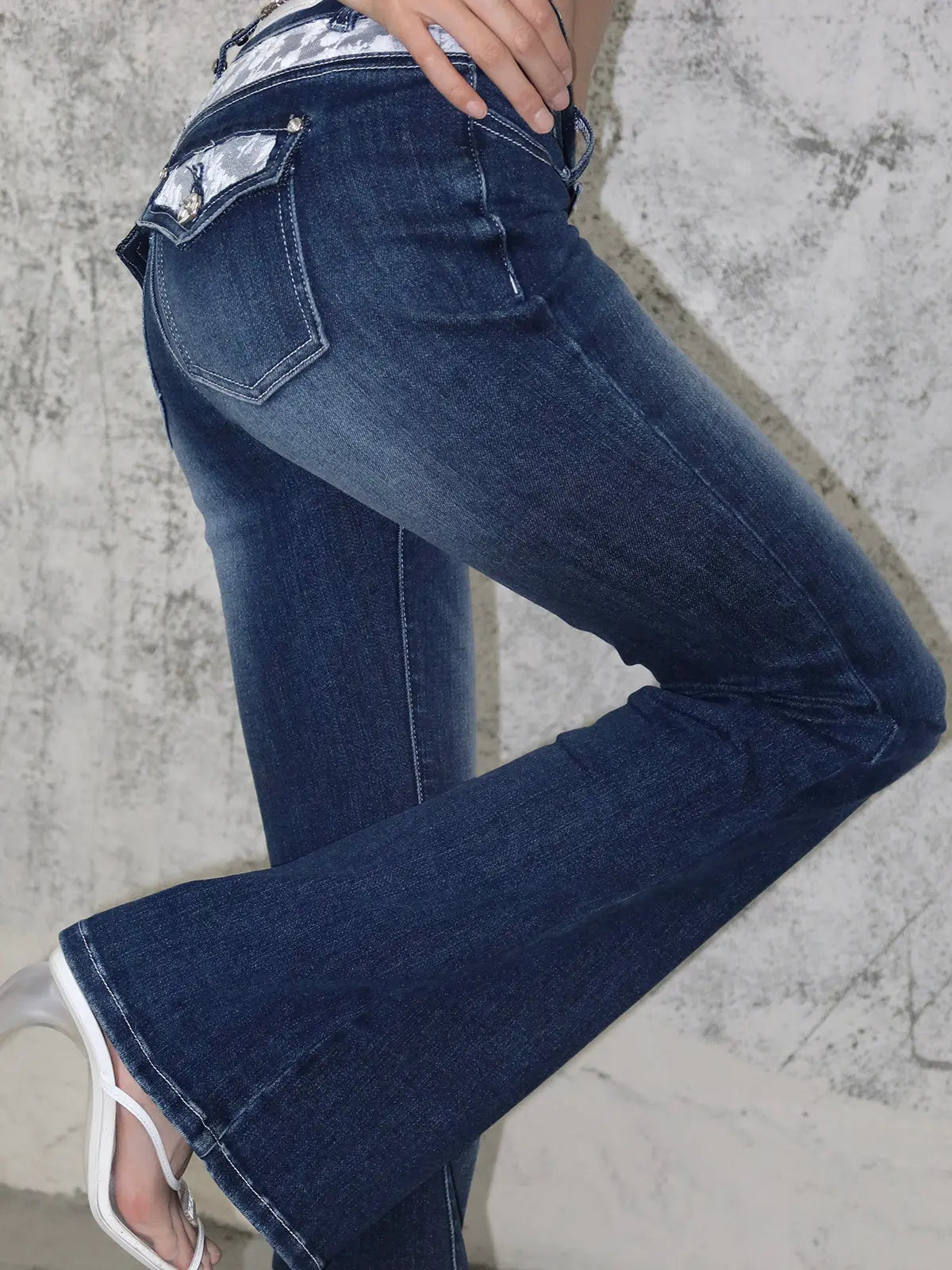 Rhinestone Skinny Low Waist Flared Dark Jeans Nipaaj
