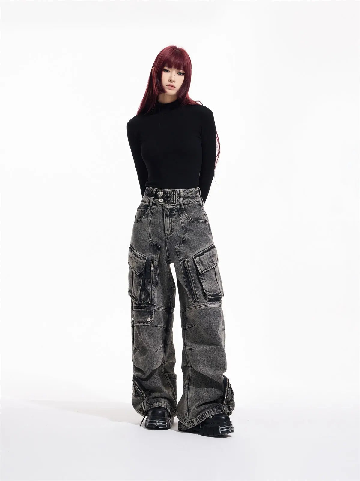 Design Retro Work Style Multi Pocket Jeans Nipaaj