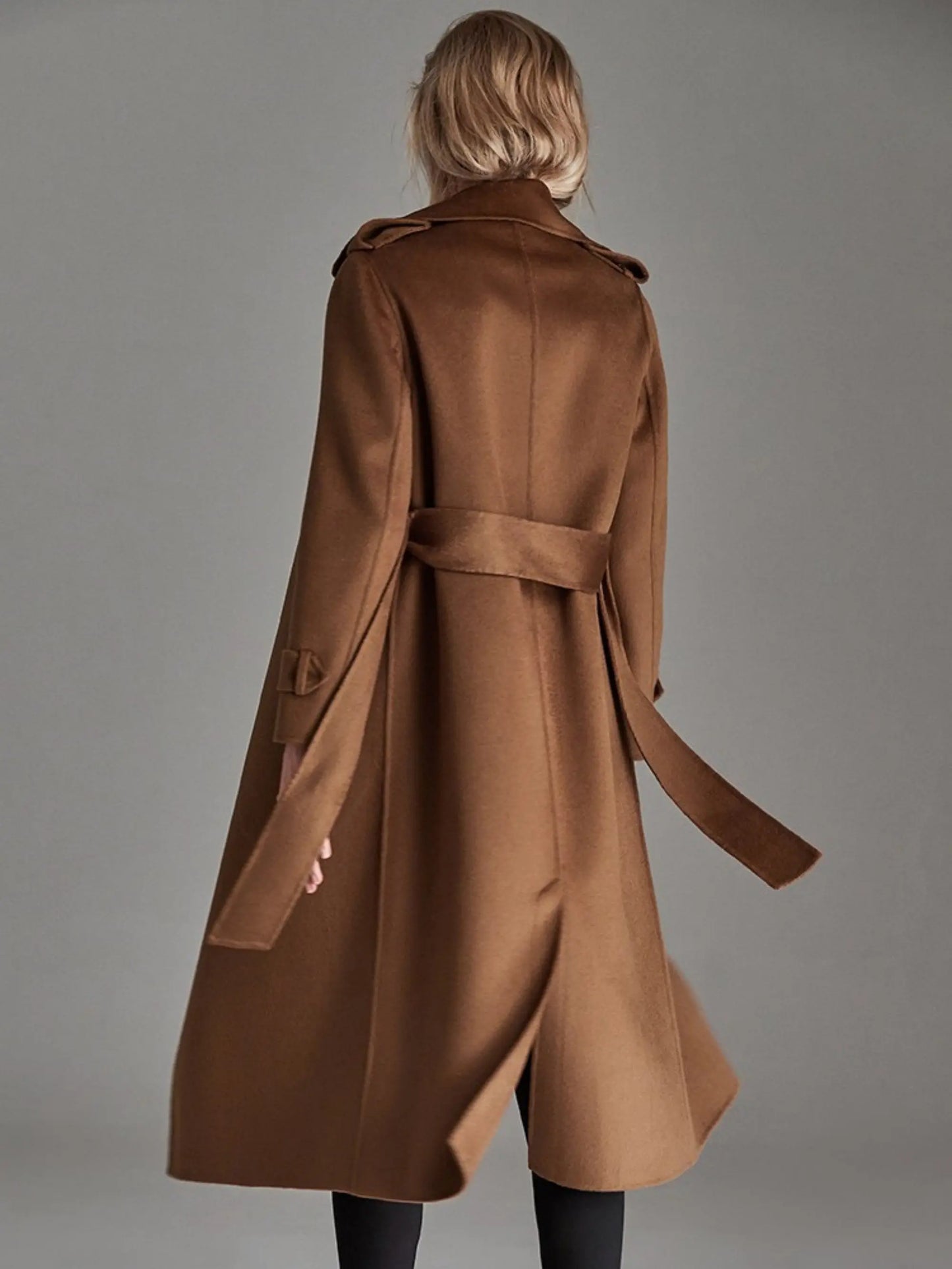 Fashionable Long Knee Length Woolen Jacket null