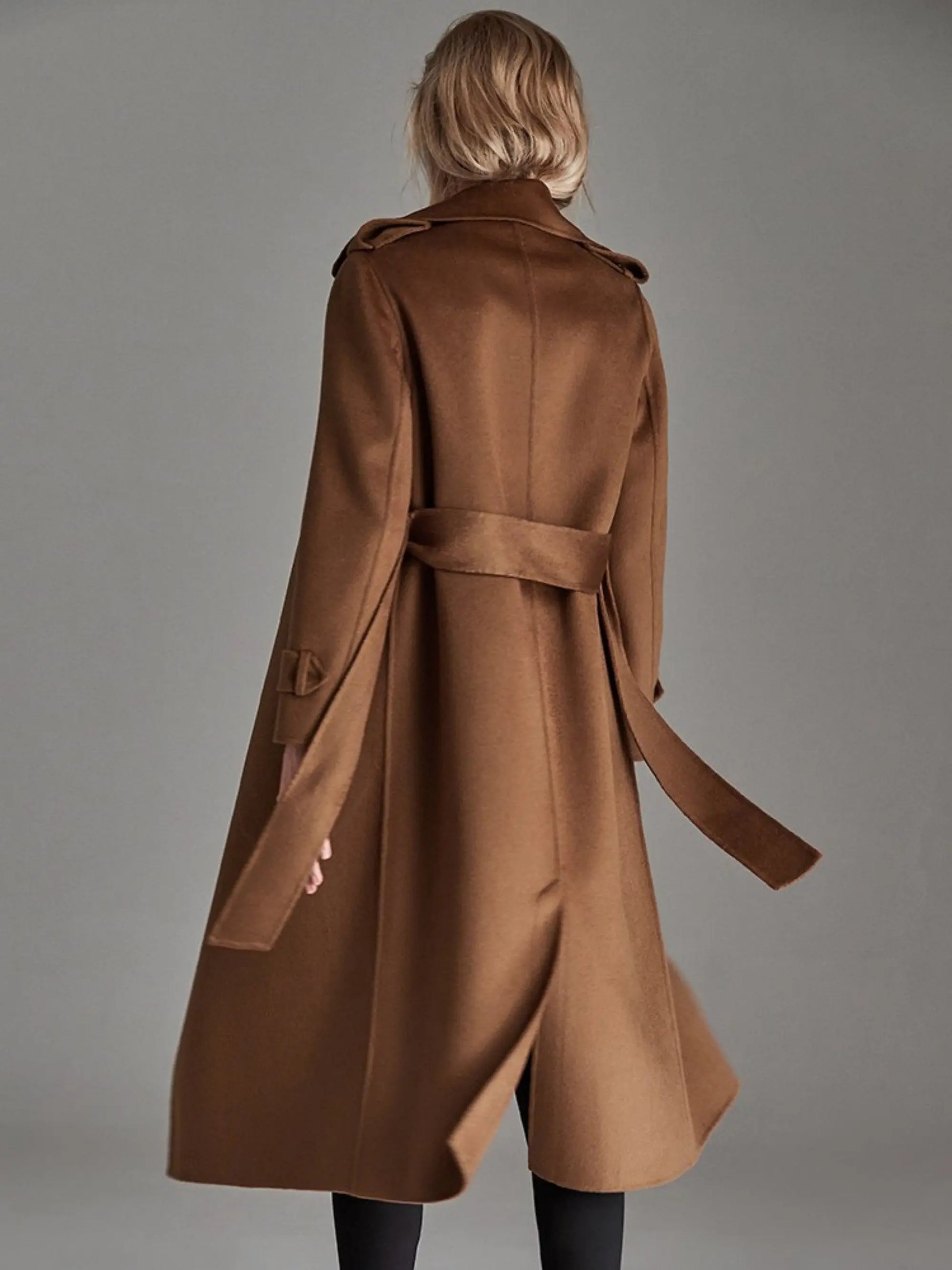 Fashionable Long Knee Length Woolen Jacket null