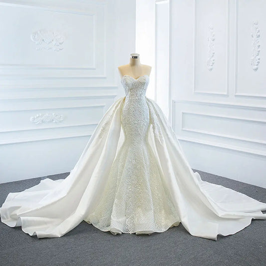 The Wedding Dress Wears Two Fishtail Tail Tube Tops, The Temperament Is Thin And Dreamy Nipaaj
