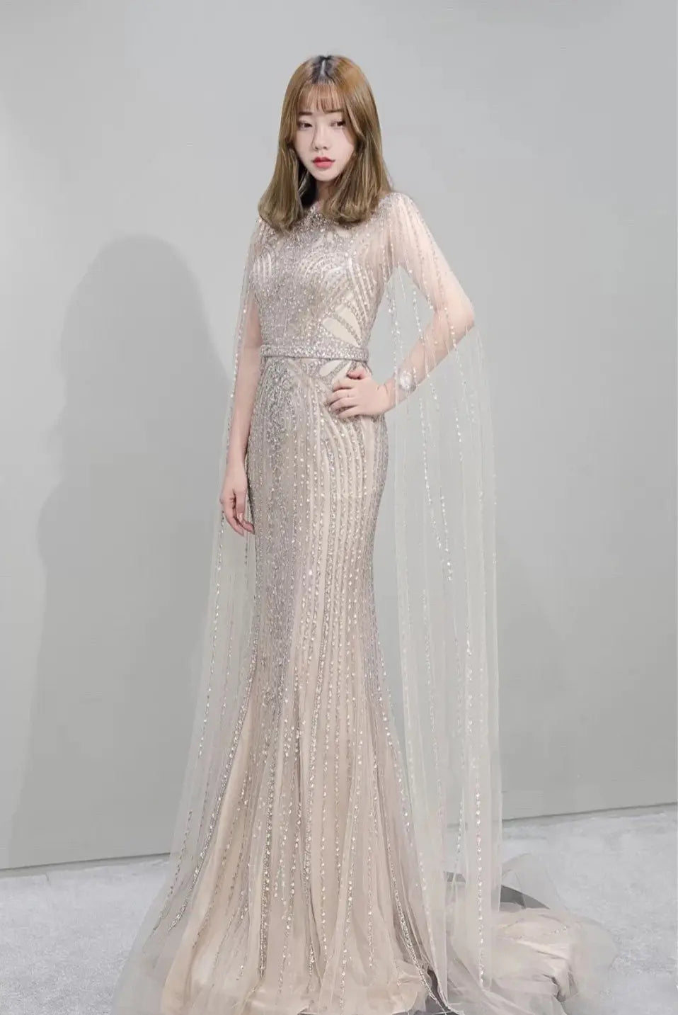 Fishtail Zipper Floating Sleeve Long Host Dress Nipaaj