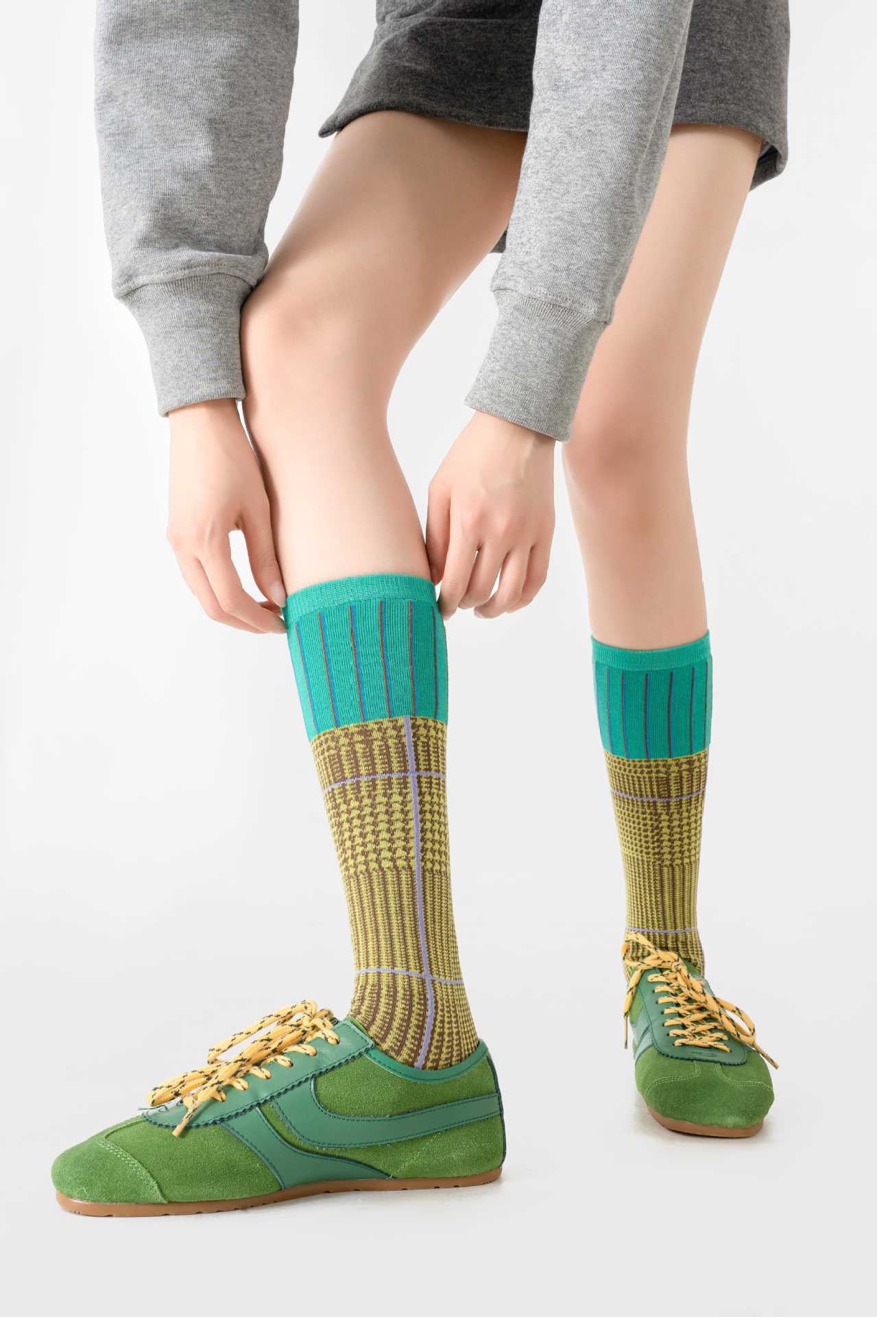 Retro And Personalized Women's Color Blocked Calf Socks